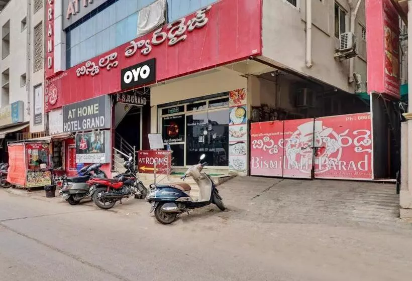 ホテル Oyo Flagship At Home Grand
