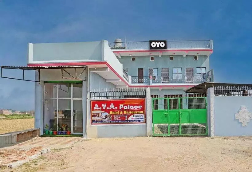 Hotelli Oyo Flagship Ava Palace