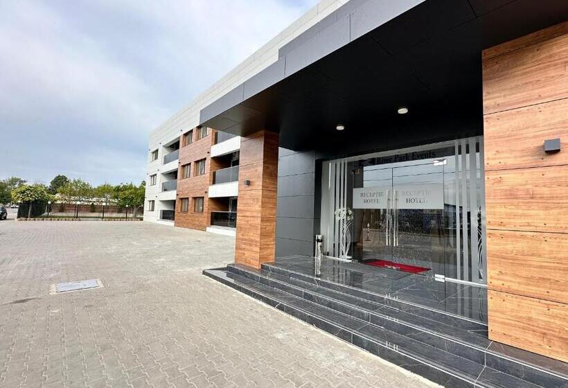 ホテル River Park