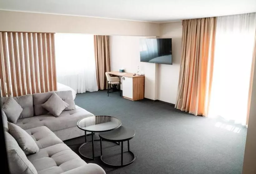 ホテル River Park