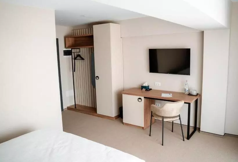 ホテル River Park