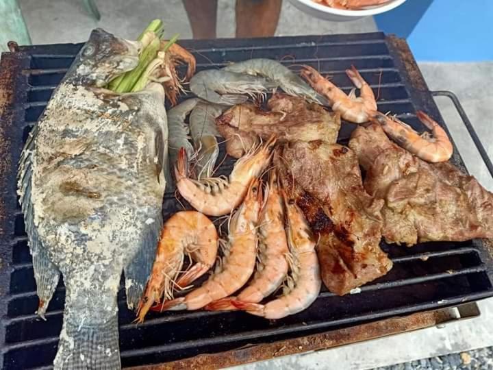 ペンション บ้านตึกเกสเฮ้าส์แอนด์โฮมสเตย์ขนอม