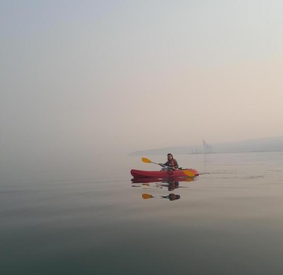 Pensão Habitación Para 4, Acogedor, Familiar, Equipado, Baño Compartido