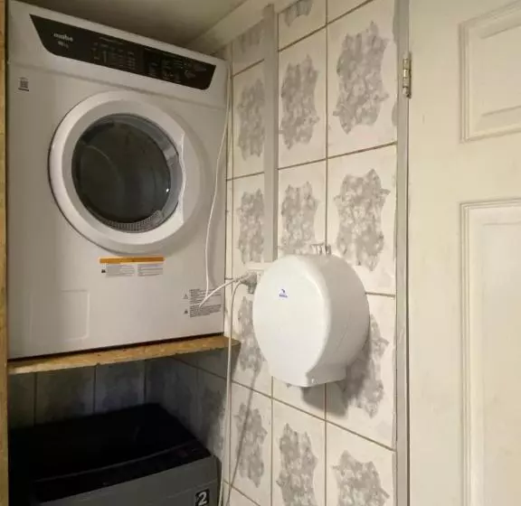 ペンション Habitación Para 4, Acogedor, Familiar, Equipado, Baño Compartido