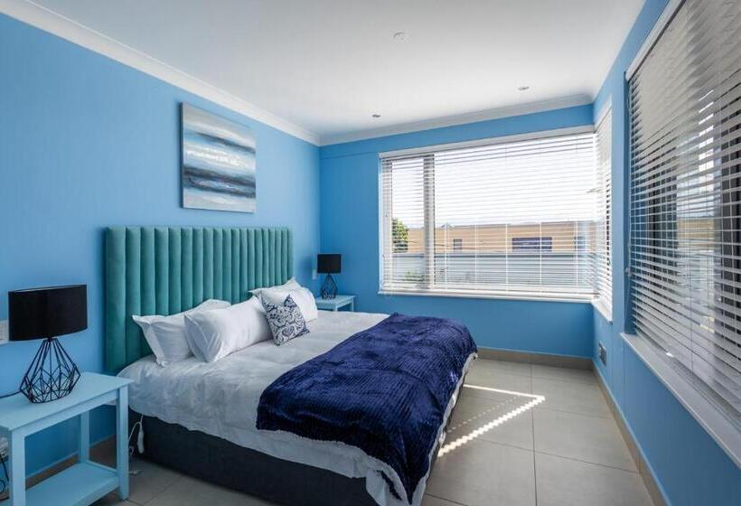 펜션 Keurbooms Lagoon Villa