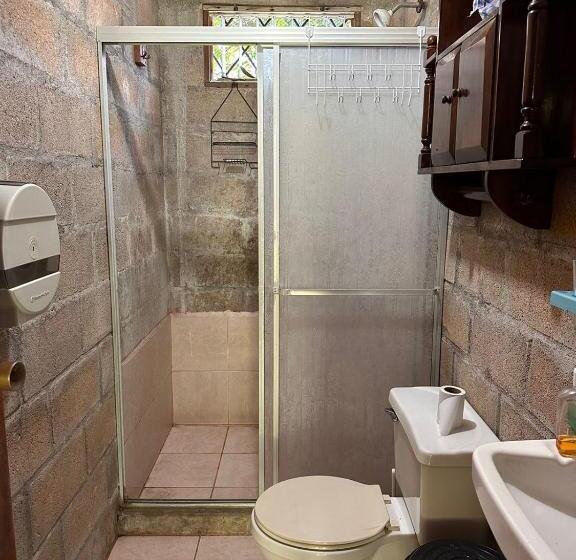 פנסיון Passiflora Backpackers Samara