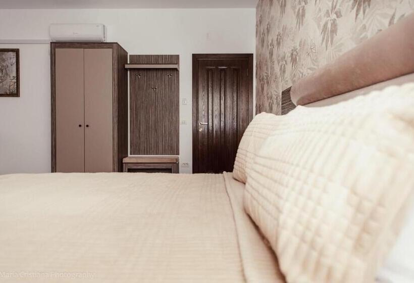 펜션 Poiana Verde Garden House