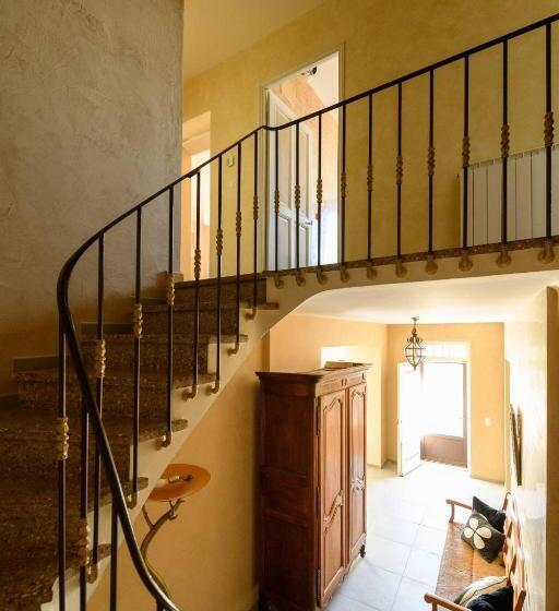 펜션 Room In A Farmhouse Private Bathroom By Feelluxuryholidays