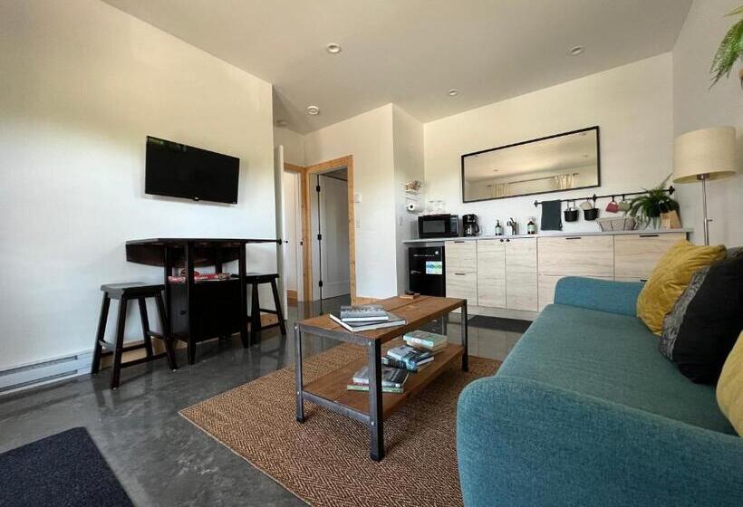 פנסיון Slack Tide Suite