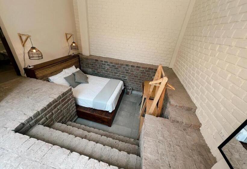 پانسیون Viajero Huacachina Hostel