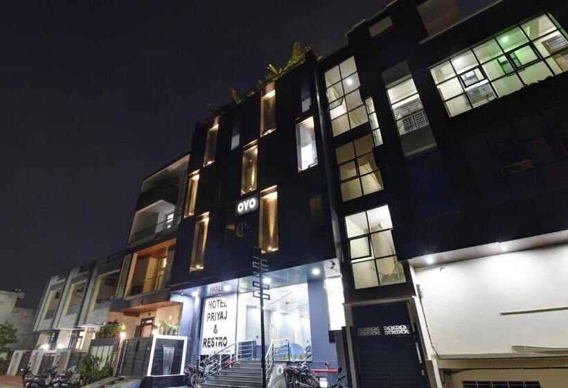 Townhouse 1268 Hotel Priyaj