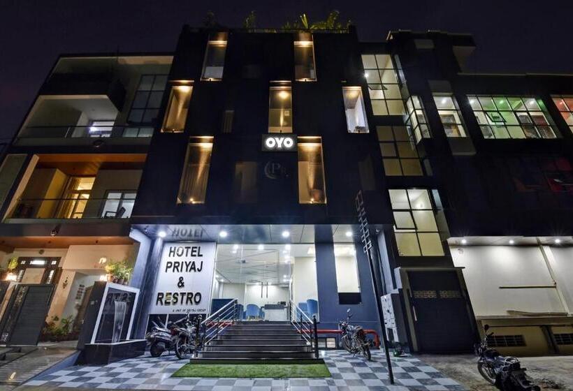 Townhouse 1268 Hotel Priyaj