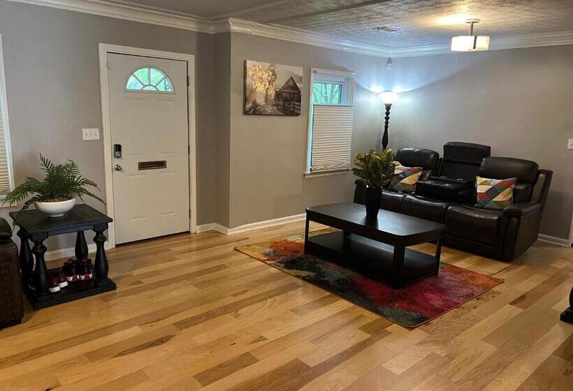 تختخواب و صبحانه Columbus Property