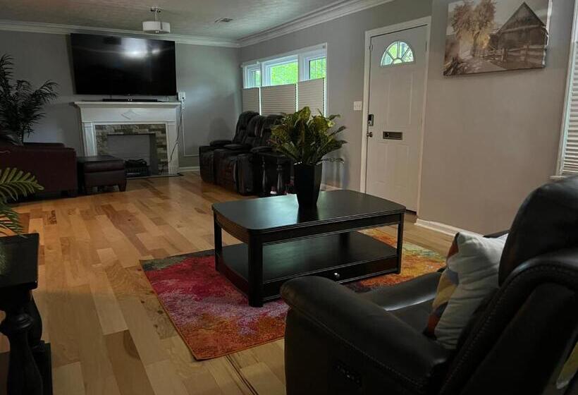 تختخواب و صبحانه Columbus Property