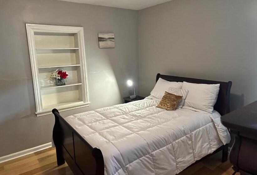 تختخواب و صبحانه Columbus Property