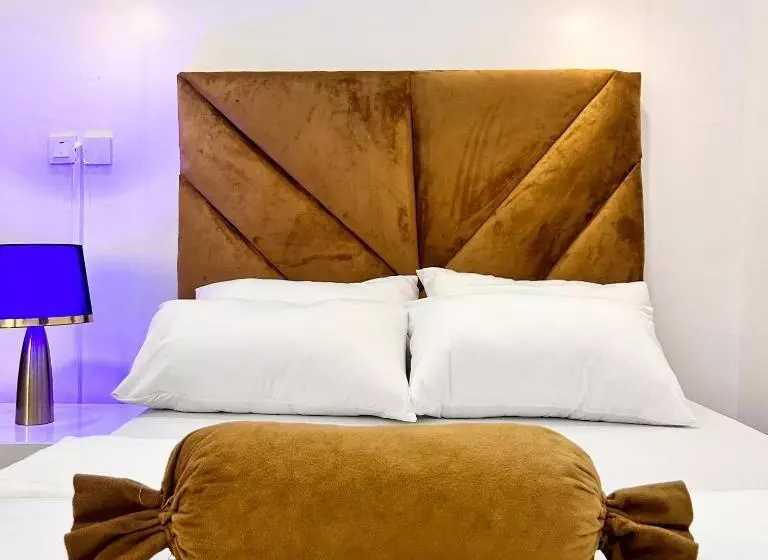 هتل One Bedroom Shortlet Apartment Lekki, Lagos