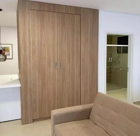 Hotelli Capivari Ecoresort Residence