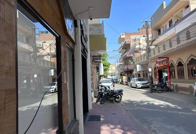 فندق Golden Prime A Boutique