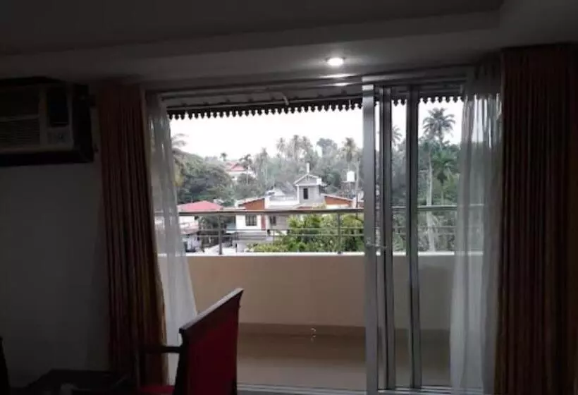 Hotelli Haveli Backwater Resort