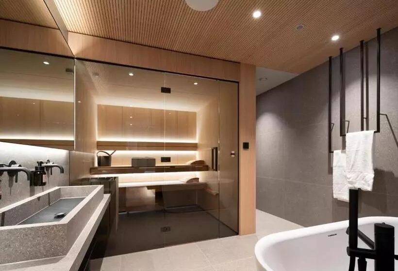 ホテル Loxone Campus