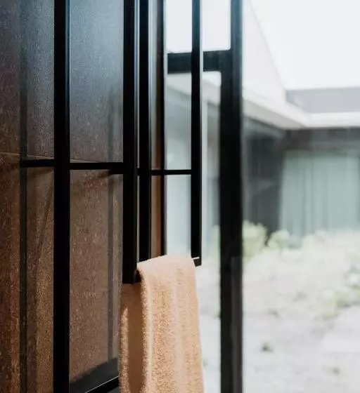 ホテル Loxone Campus