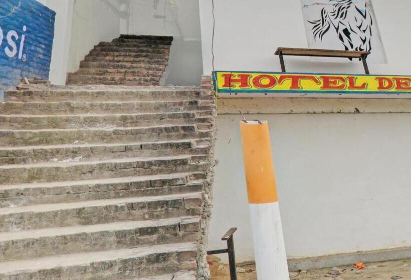 酒店 Oyo Desi Chulha Restaurant