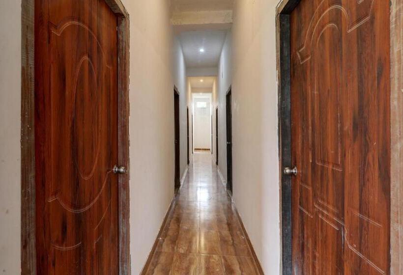 酒店 Oyo Desi Chulha Restaurant