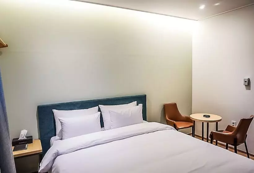 어라연 관광호텔 영월