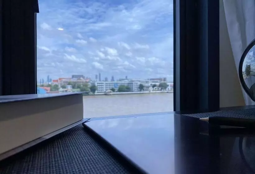 Norn Riverside Bangkok Hotel   นอนริมน้ำ