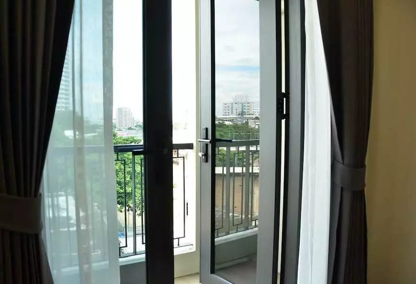 Norn Riverside Bangkok Hotel   นอนริมน้ำ