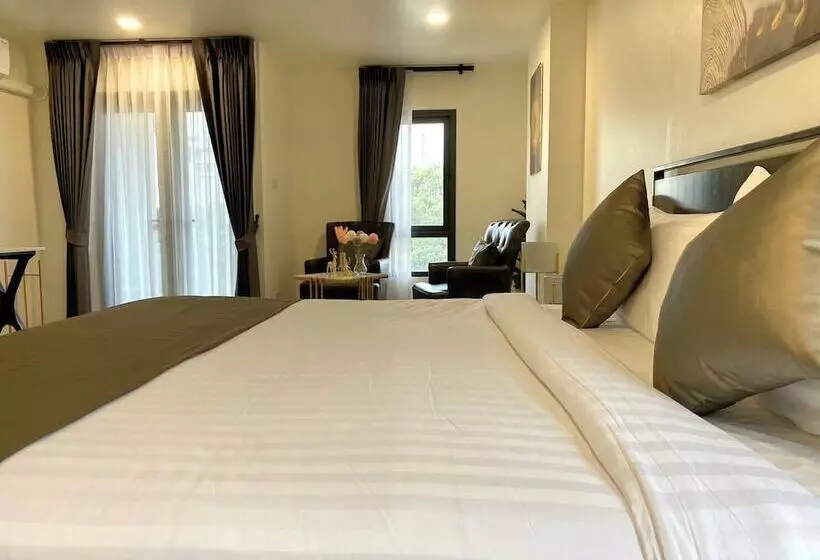 Norn Riverside Bangkok Hotel   นอนริมน้ำ