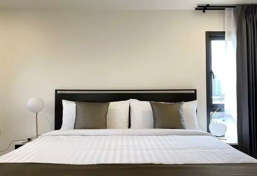 Norn Riverside Bangkok Hotel   นอนริมน้ำ