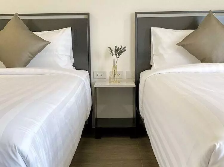 Norn Riverside Bangkok Hotel   นอนริมน้ำ