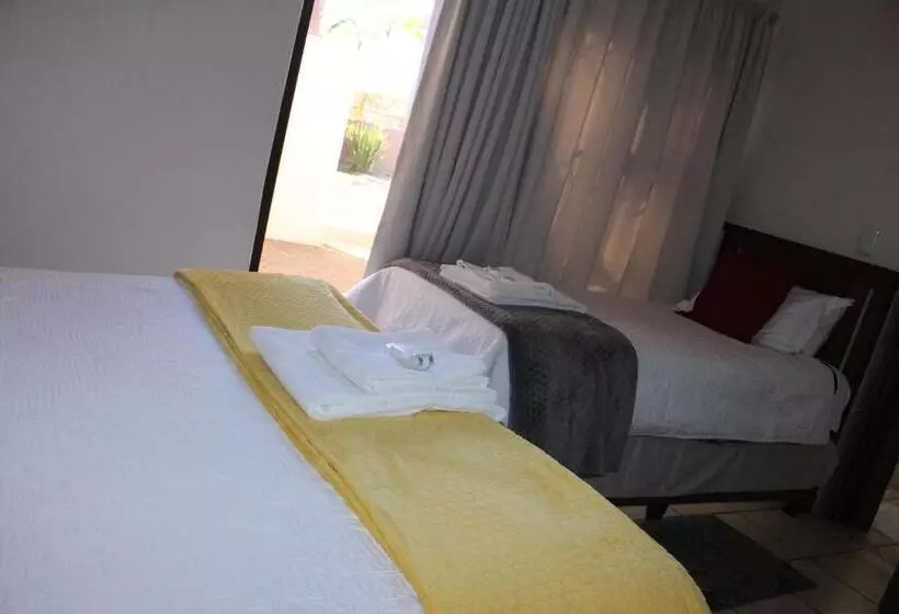 ペンション Accommodation At Potch Guesthouse