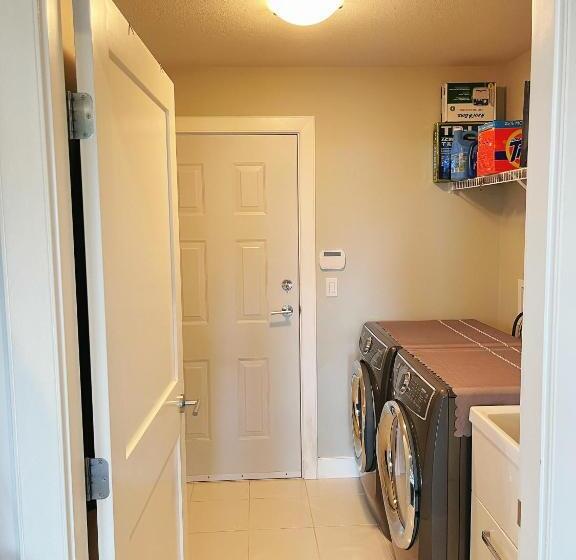 Panzió Derbyshire House