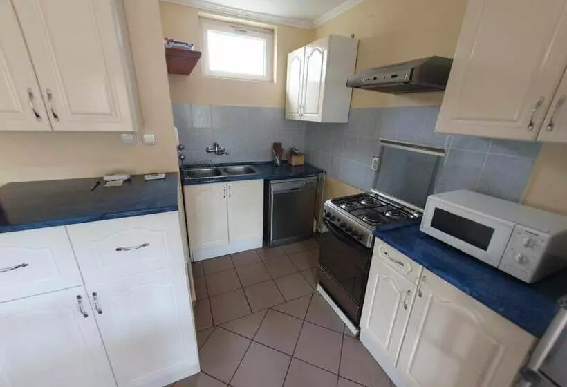 Majatalo Egervári Béres Vendégház  Középső Apartman