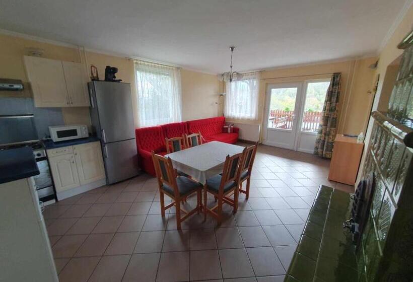 Pensionat Egervári Béres Vendégház  Középső Apartman