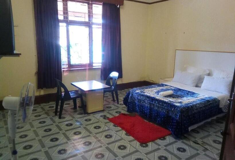 פנסיון Good Time Yafe Guest House