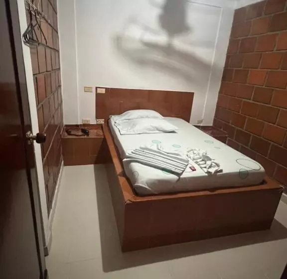 ペンション Hostal Panorama