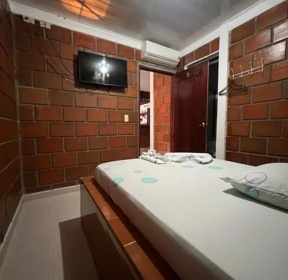 ペンション Hostal Panorama