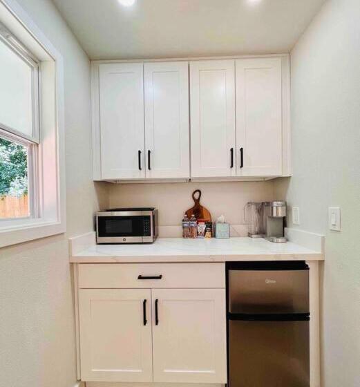 پانسیون Private Deluxe Suite!