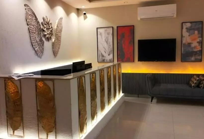 پانسیون Shelton Boulevard Hotel Lahore