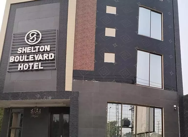 پانسیون Shelton Boulevard Hotel Lahore