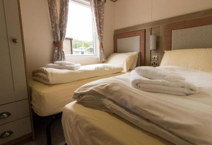 Курорт Hunters Quay Holiday Village