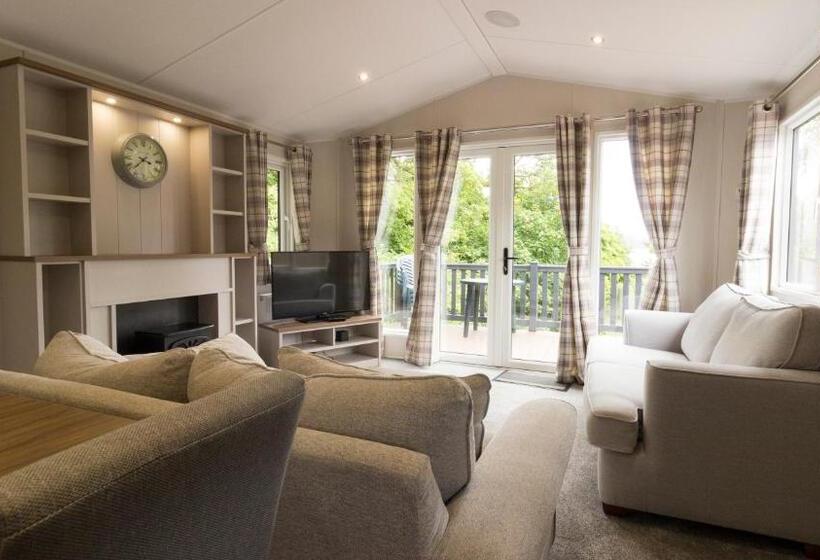 Курорт Hunters Quay Holiday Village