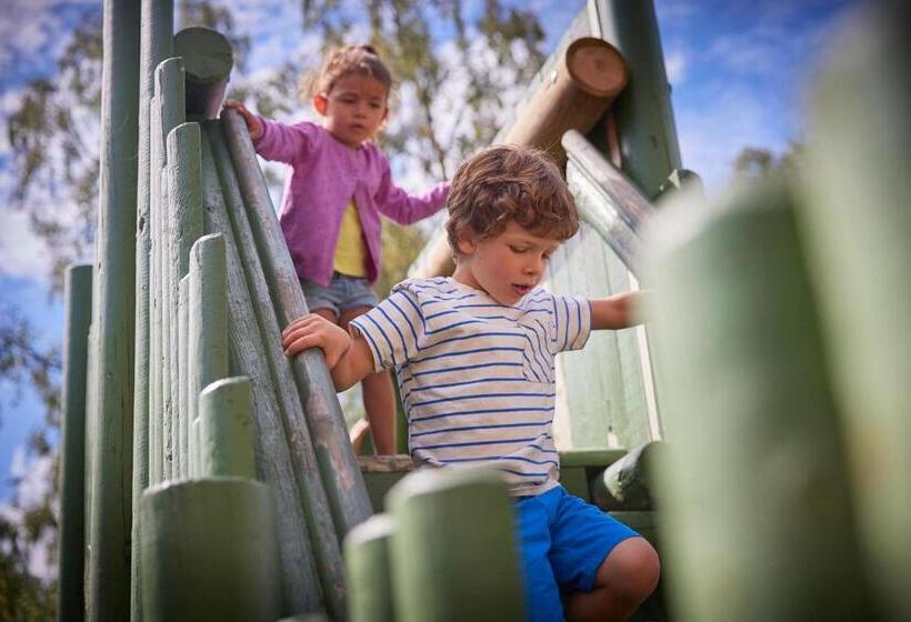 Курорт Hunters Quay Holiday Village