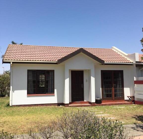 تختخواب و صبحانه Hartzflat