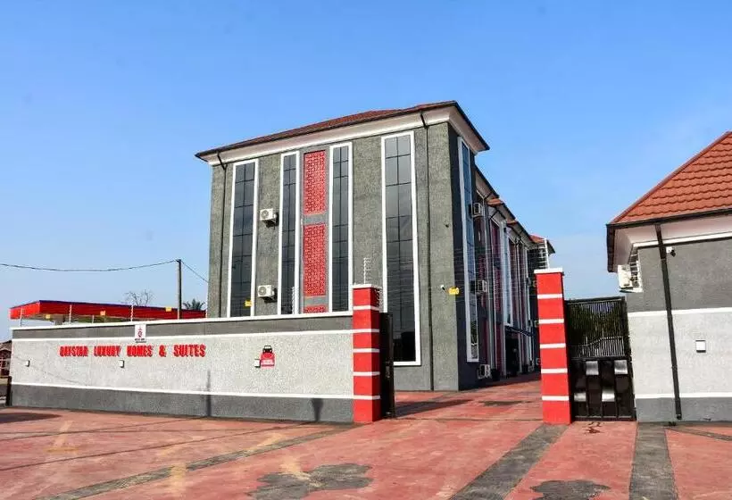 Daystar Luxury Homes And Suites Apartment