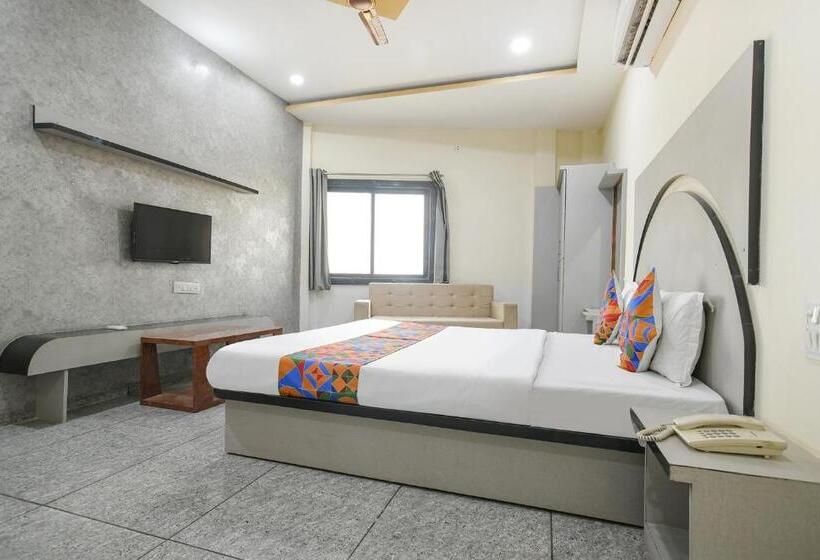 Fabhotel Shree Khatu Shyam Palace