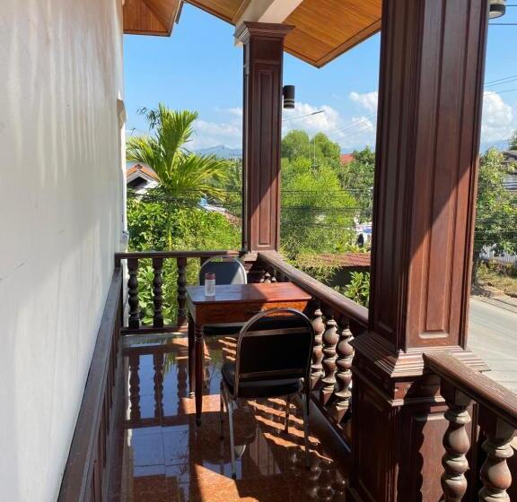 Heuangpaseuth Hotel 1香帕塞酒店